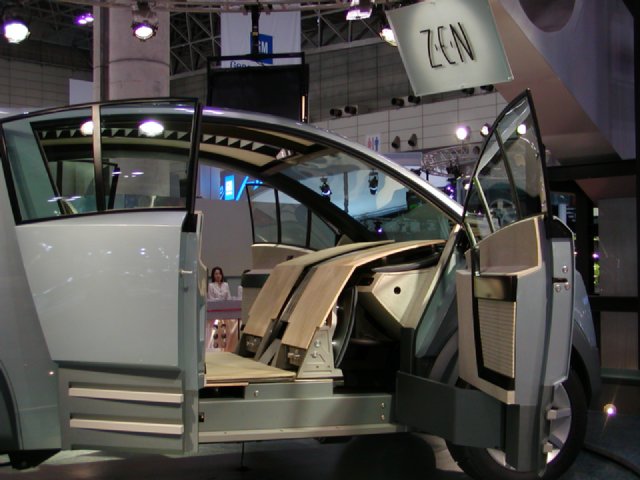 pb072127.jpg