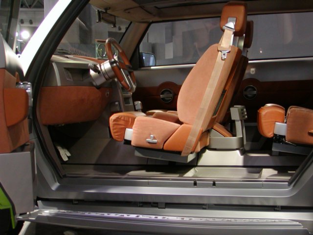 pb072133.jpg