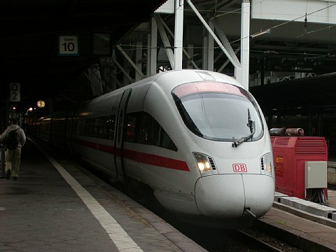 p9072084.jpg